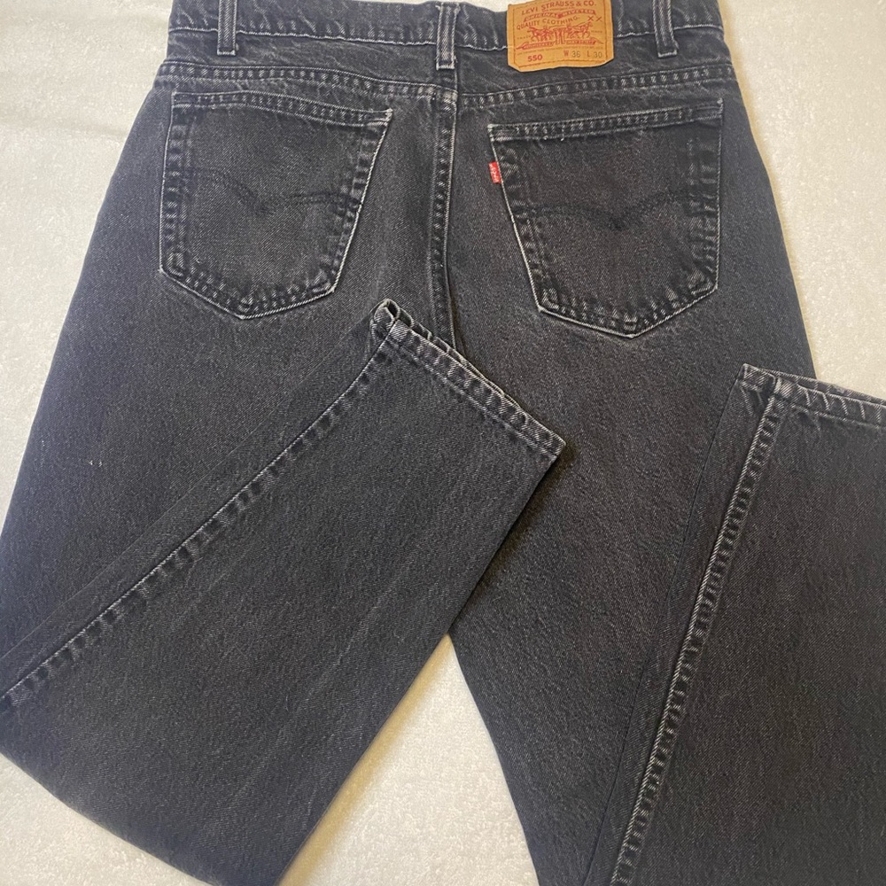 Vintage Levi’s 550 Jeans (Made In USA)